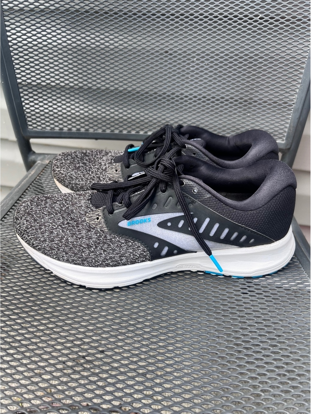 Brooks Launch 7 Women's Size 9.5